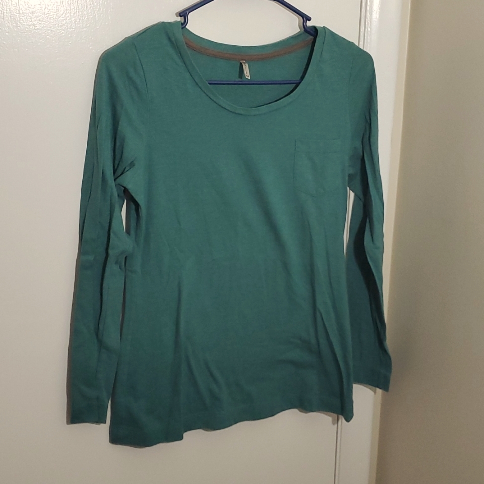 Tresics, Medium, Green